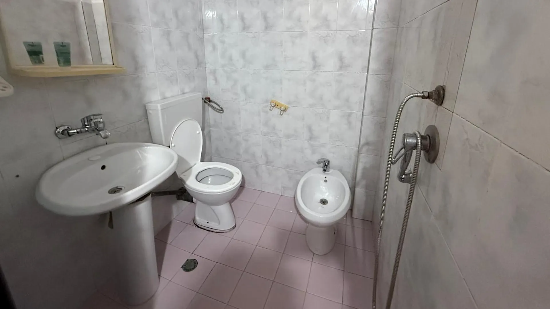 Guest house Studio-Apartments, Rooms With Kitchen Golem
