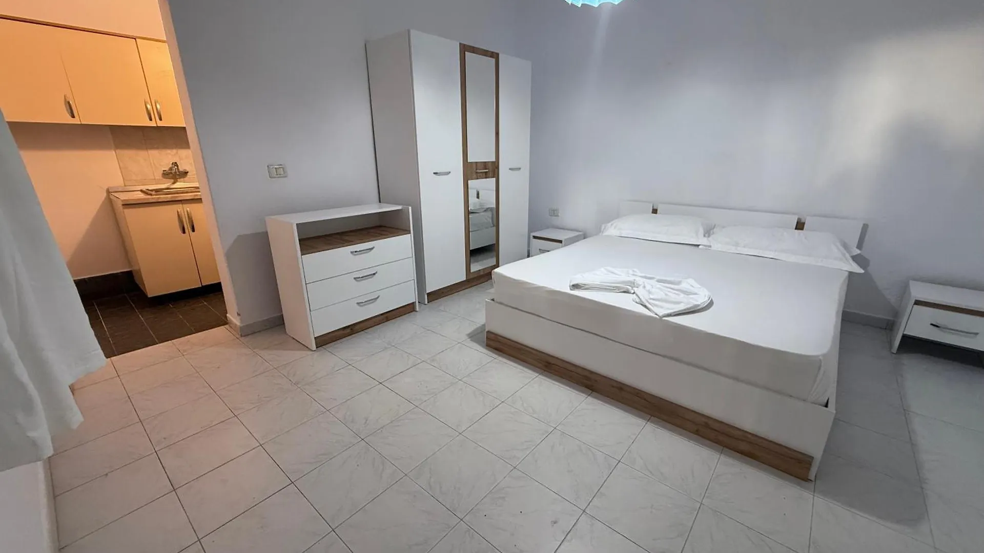 Studio-Apartments, Rooms With Kitchen Golem  Albania